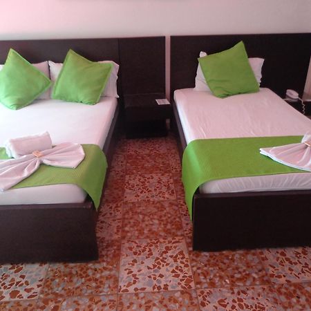 Hotel Chicala Salgar Puerto Salgar Szoba fotó