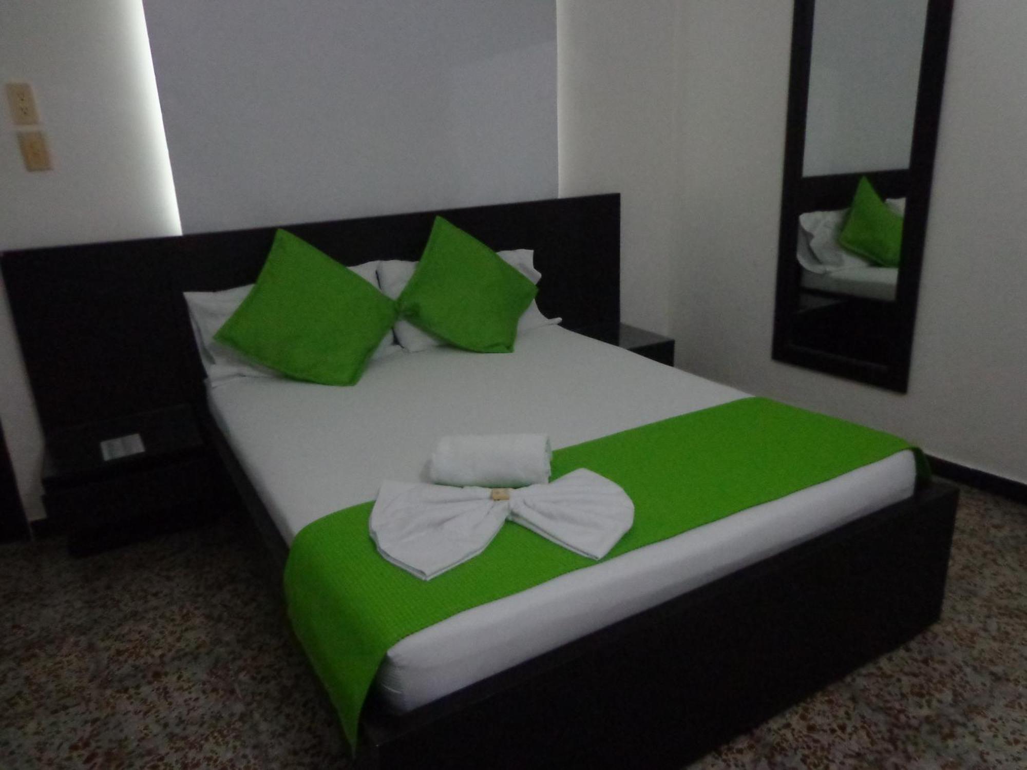 Hotel Chicala Salgar Puerto Salgar Szoba fotó