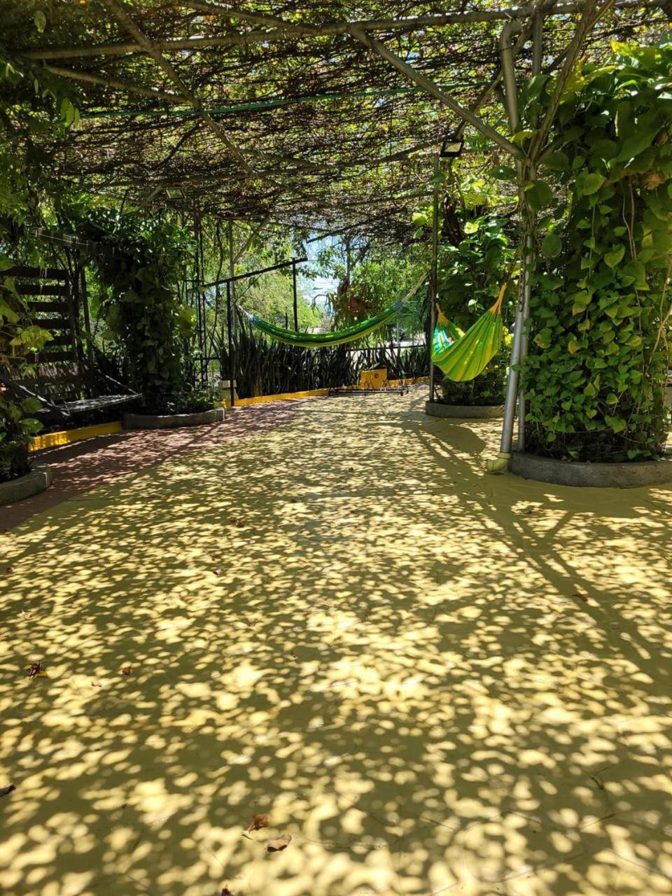 Hotel Chicala Salgar Puerto Salgar Kültér fotó
